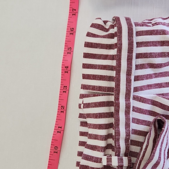 Love Tree Striped Paper Bag Shorts. Size M - Picture 8 of 10